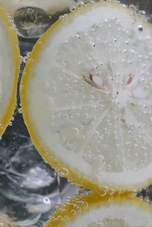 5. Masaje con cubitos de hielo